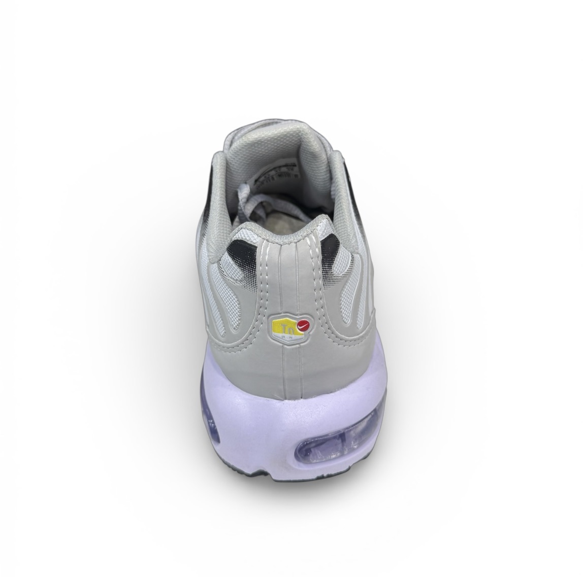 Nike TN Ref 04